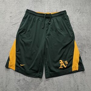 Oakland Athletics Shorts Mens Large Green Yellow MLB Baseball Nike Team Apparel